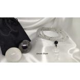 A Fehér Unikornis Fehér jade -szelenit – Sungit mala ásvány nyaklánc 3-6-9 (Tesla) szekvenciával.