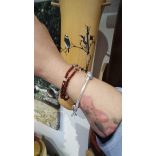 108 karkötő  Gránát ásványkarkötő egészség, energia, szenvedély 