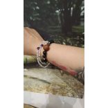 108 karkötő  Kalcedon ásványkarkötő  Belső Béke  – Harmónia – Önszeretet- Védelem