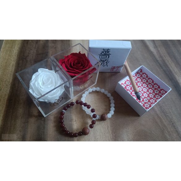 A talizmán lélegzete – Fehér Rózsa,  ásvány karkötő 