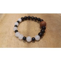   A talizmán lélegzete – Egy csodálatos dallam a zongora, ásvány karkötő 