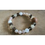 Bika jegy  ZEN Boldogság talizmán ásványkarkötő  Szépség -Határozottság -Hűség