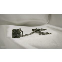   Garuda Frekvencia Kristály Skaláris Medál 852 Hz–Labradorit  Merkaba ásvány medál 852 HZ solfeggio/szolfézs frekvenciával