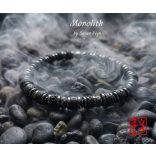 MONOLITH by Susan Végh – “Volcanic Code” Férfi prémium ásvány karkötő